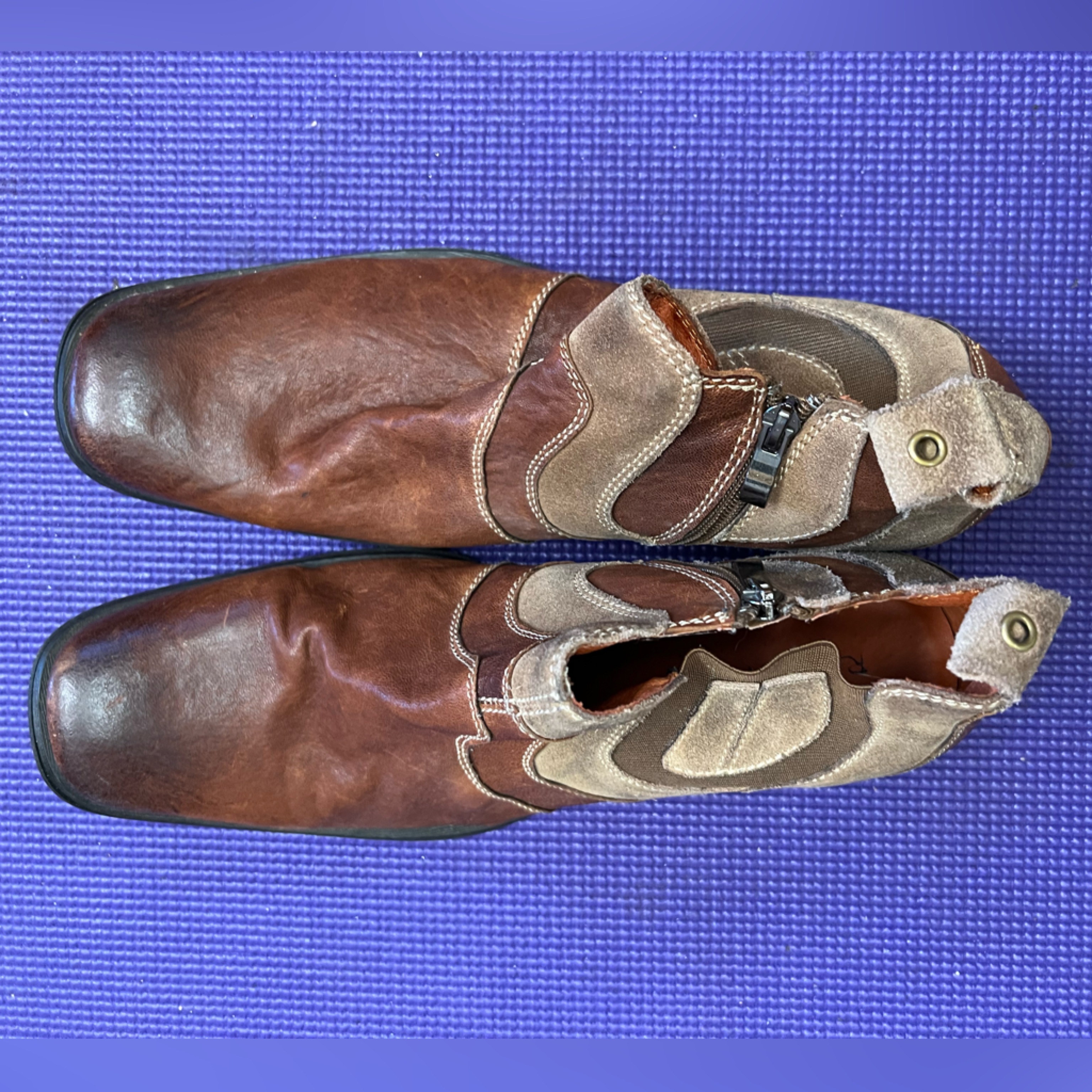 Robert Wayne Boot Size 10